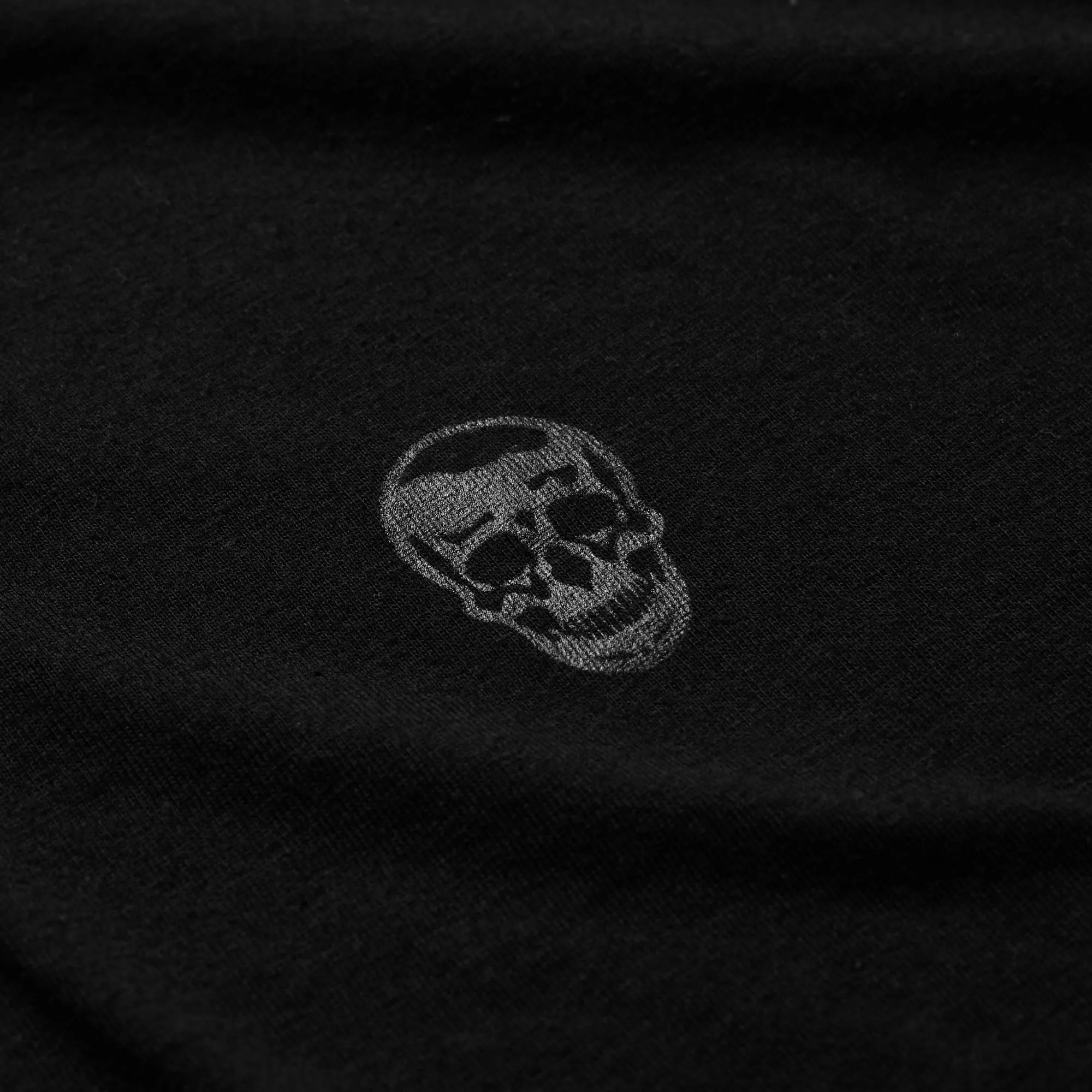 Core Skull Shirt - Black/Black